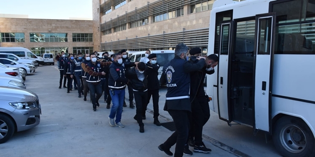 Antalya'da suç örgütü çökertildi!
