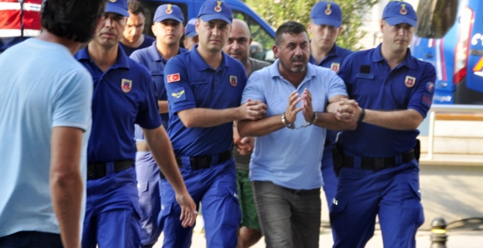Antalya'da suç örgütü operasyonu: 3 kişi tutuklandı