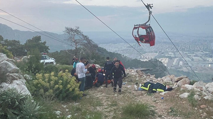 Antalya'da teleferik faciasındaki kaza anı cep telefonu kamerasına böyle yansıdı!