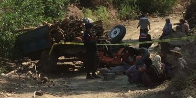 Antalya'da traktör devrildi: 1 ölü, 1 yaralı