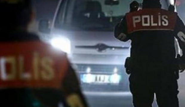 Antalya'da uyuşturucu operasyonu: 5 kişi gözaltında