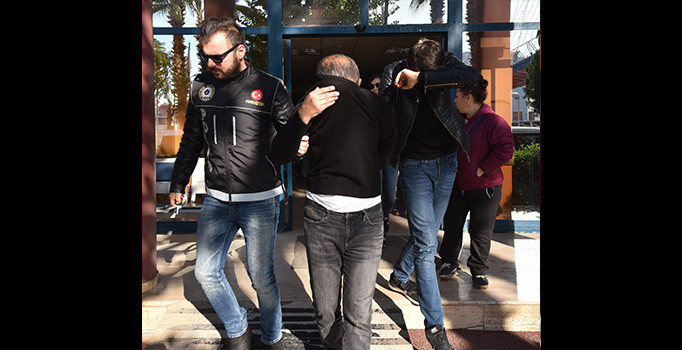 Antalya'da uyuşturucu operasyonu: 7 kişi gözaltında