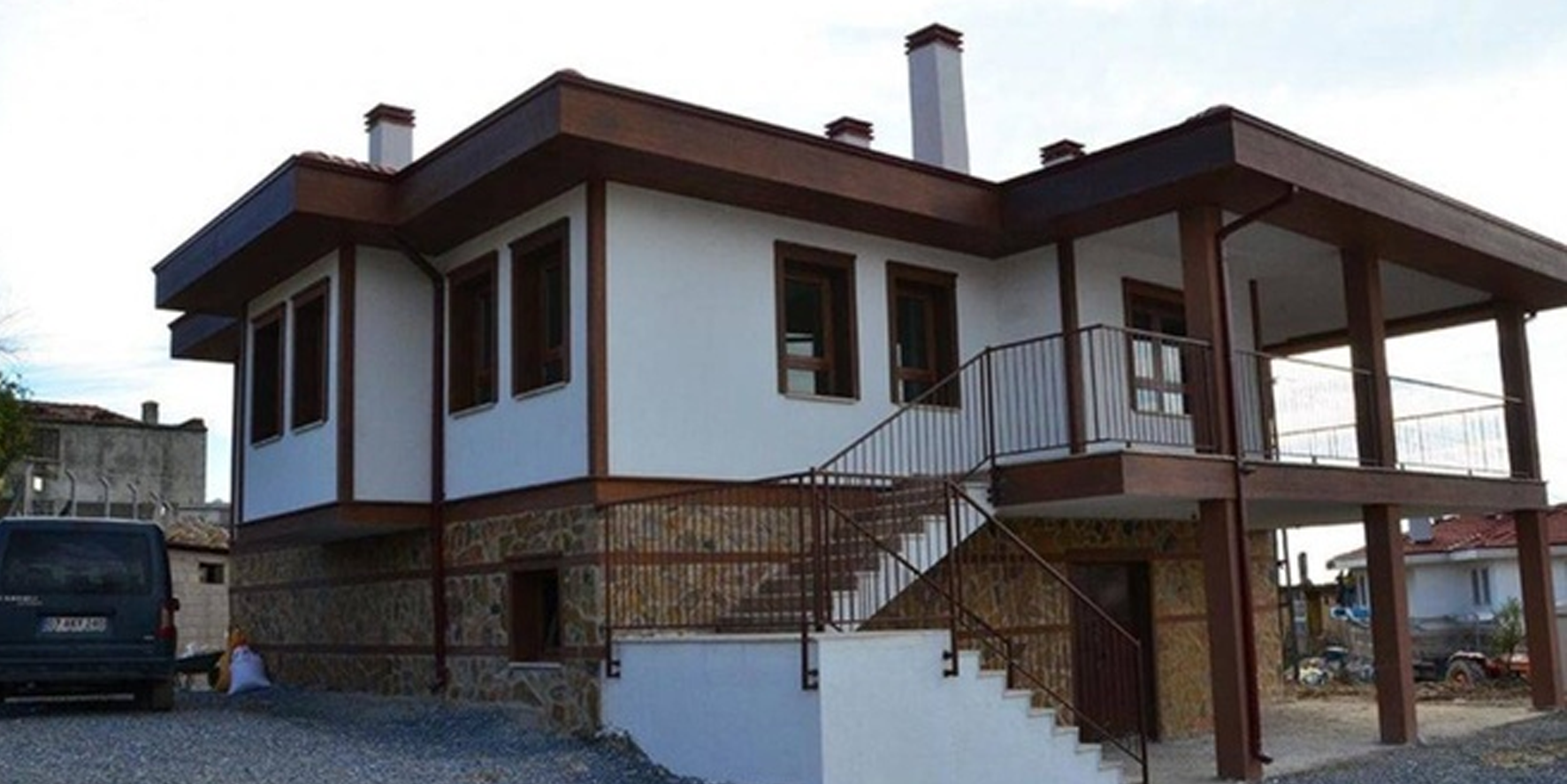 Antalya'da yangından etkilenenlere yeni evleri...