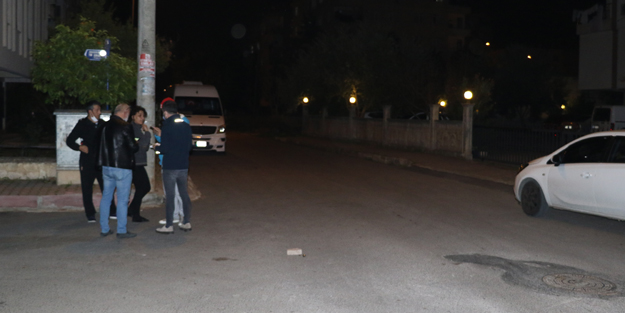 Yardım isteyen evsiz gence silahlı saldırı