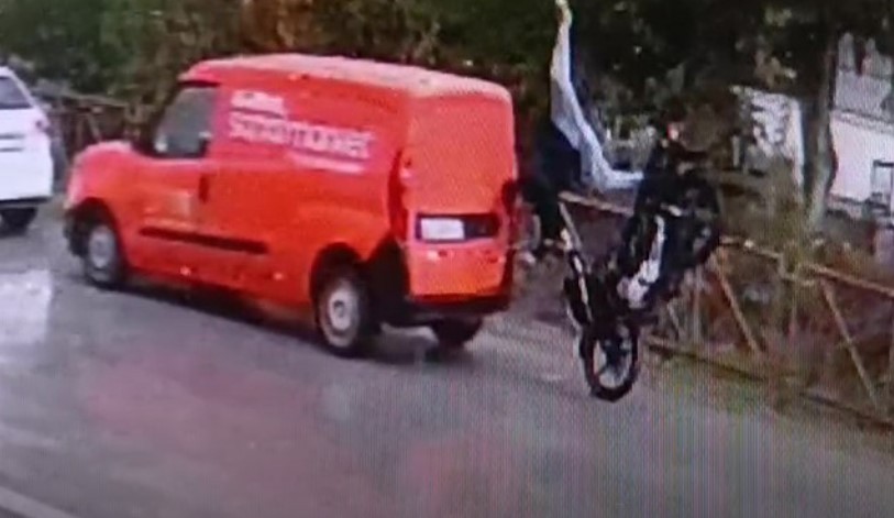 Antalya'da yürekler ağza geldi! Motosiklet sürücüsü havada böyle takla attı!