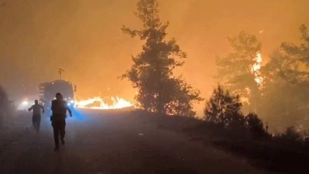Çok sayıda ev tahliye edildi! Muğla yangınında son durum