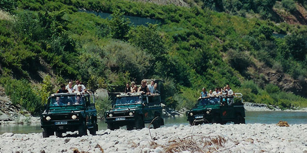 Antalya'daki safari kazasında hayatını kaybedenlerin sayısı 2'ye çıktı