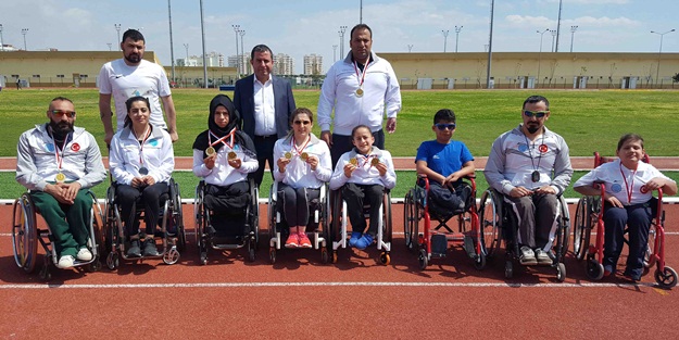 Antalya’daki şampiyonaya Bağcılarlı sporcular damgasını vurdu