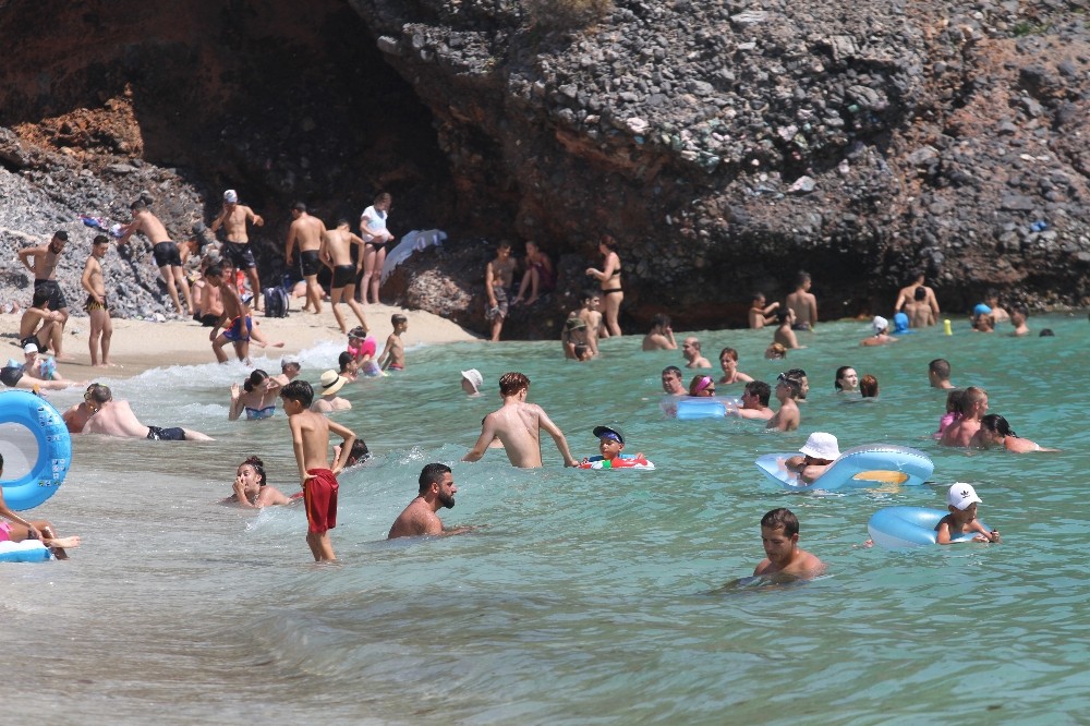 Antalya’nın deniz suyu kontrol altında 