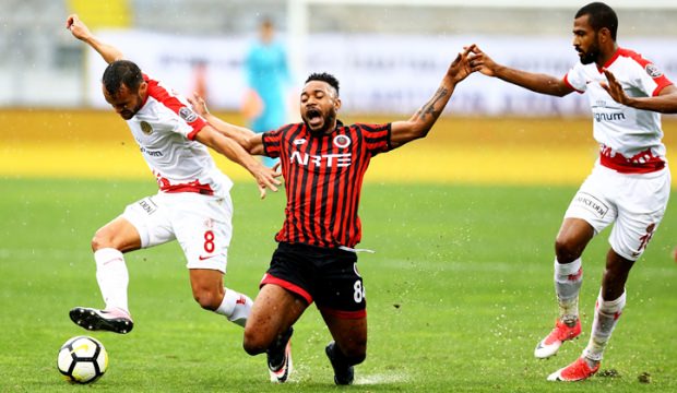 Antalyaspor altın buldu! Gençler yıkıldı...