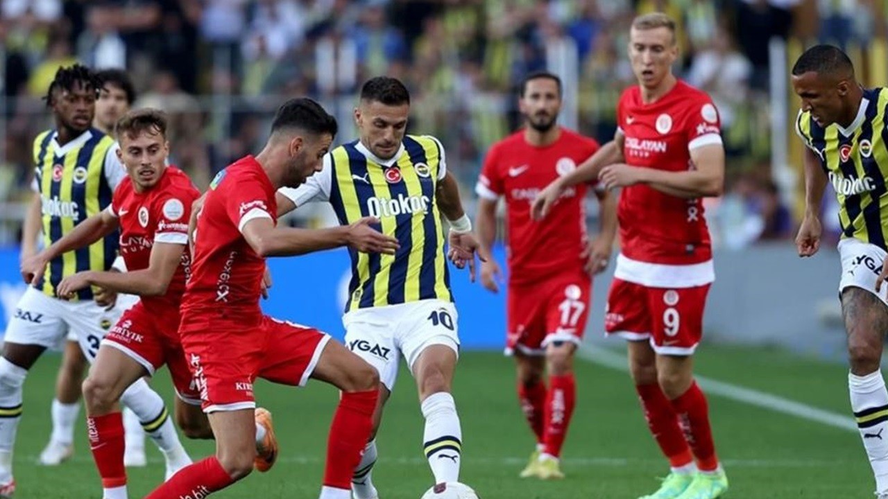 Fenerbahçe Antalyaspor'u rahat geçti