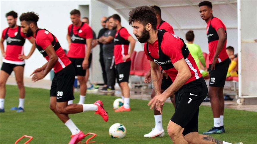 Antalyaspor ligde yenilmezliğini 10 maça çıkarmak istiyor