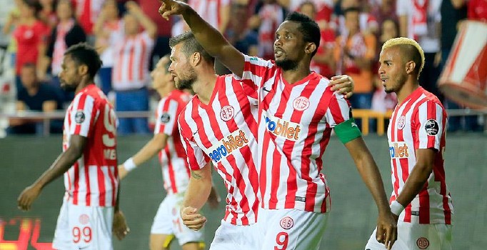 Antalyaspor Samuel Eto'o'nun gol attığı maçlarda 31 puan kazandı