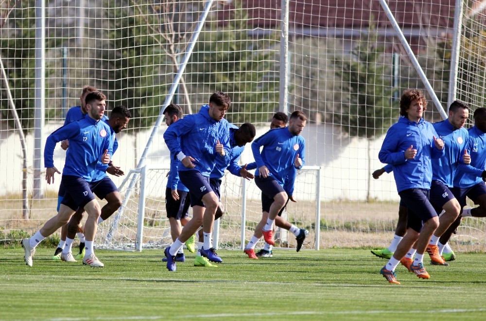 Antalyaspor Sivas’a gitti 