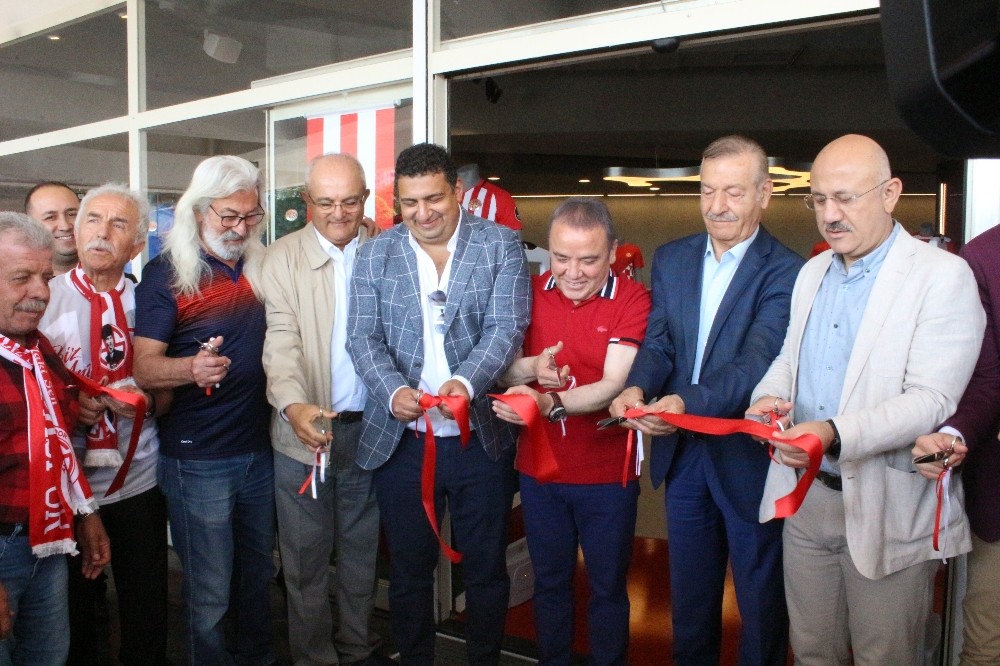 Antalyaspor Store açıldı 