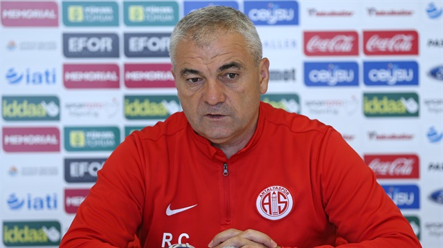 Antalyaspor Teknik Direktörü Çalımbay: Sakıb dünyanın her takımında oynar