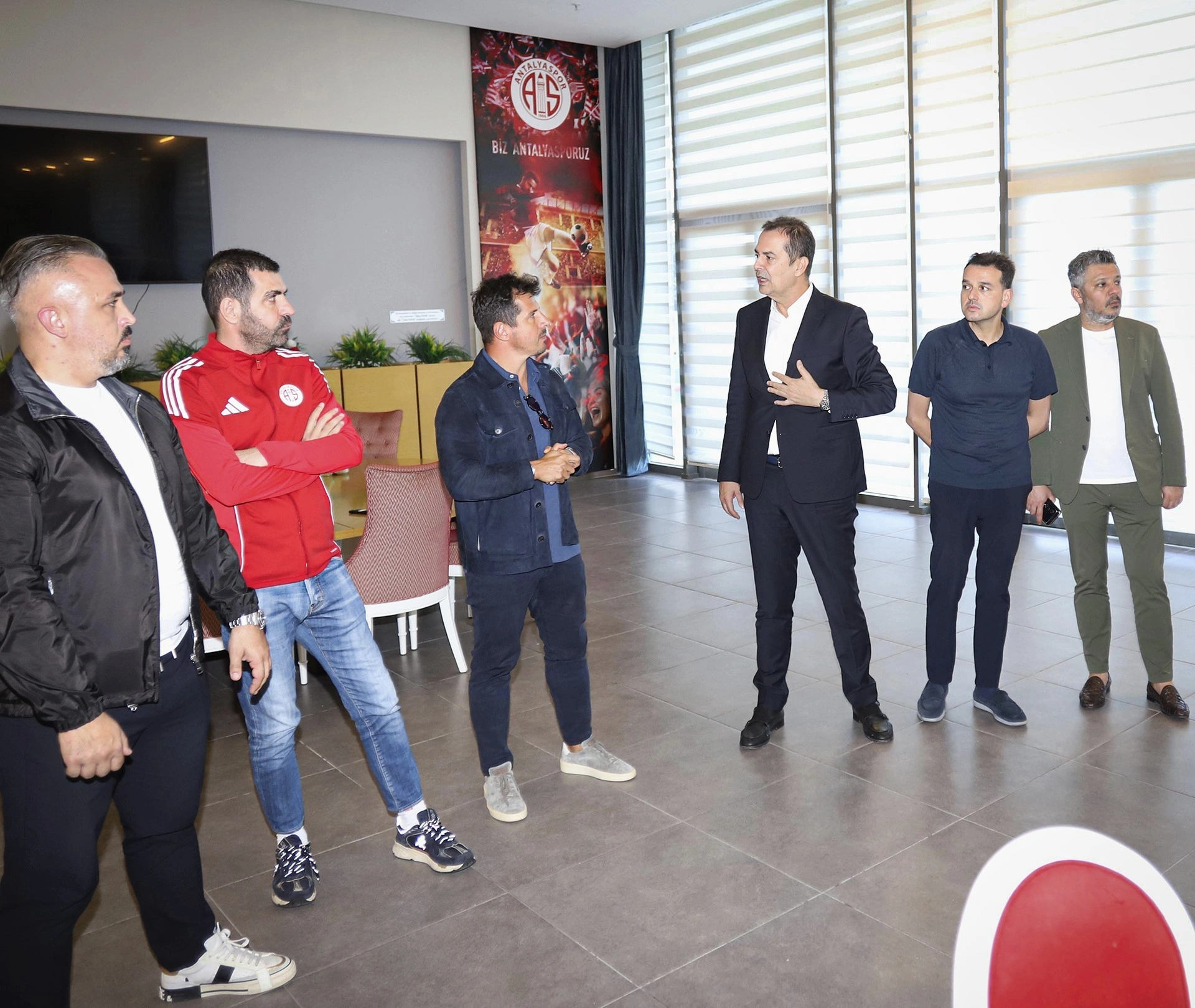Antalyaspor’da Emre Belözoğlu dönemi sona erdi