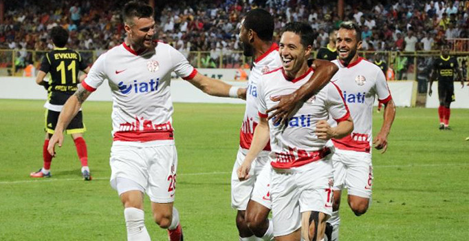 Antalyaspor'da Nasri depremi