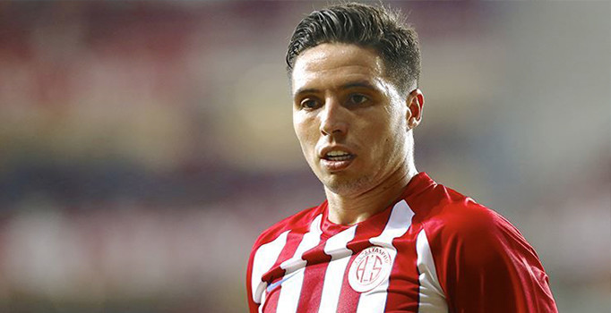 Antalyaspor’da Samir Nasri ilk yarıyı kapattı