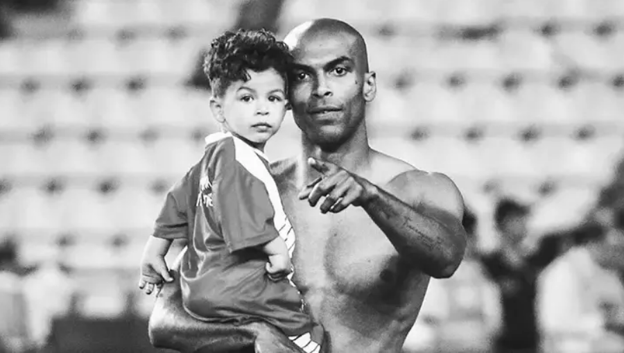 Antalyasporlu futbolcudan acı haber geldi