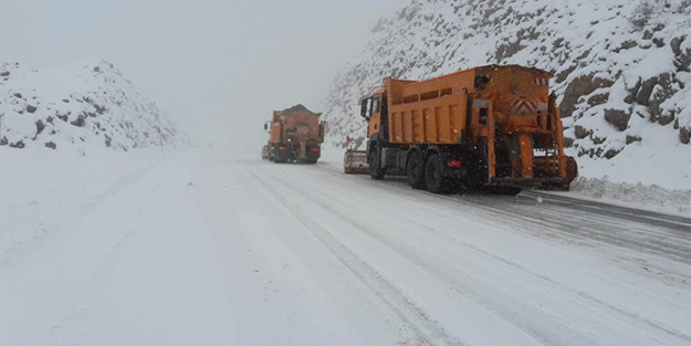 İki büyükşehiri birbirine bağlıyor! Kar yağışı etkili oluyor