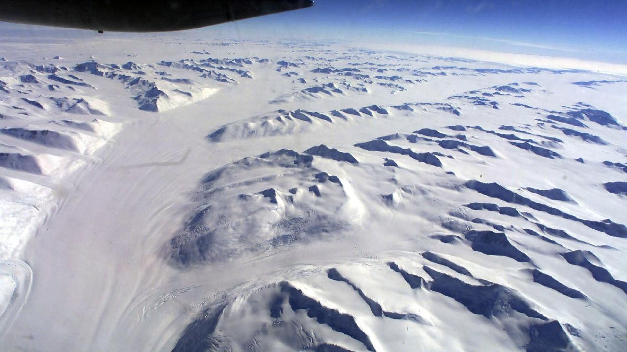 Mavi buzun içinden 6 milyon yıllık atmosfer çıktı