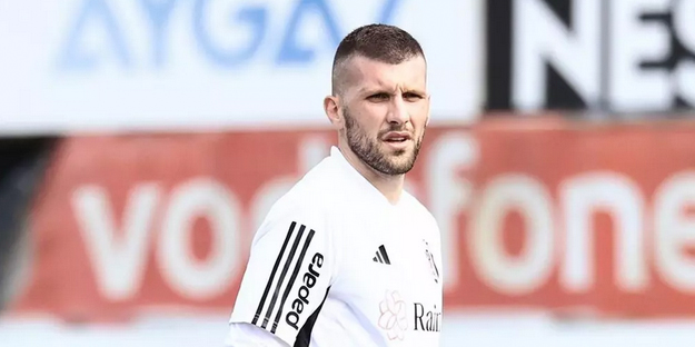 Ante Rebic'e ülkesinden talip! Kabul edilen oyuncu hakkında sürpriz kararı: Hamlesi karşılık buldu!