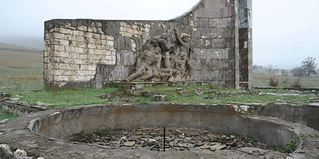 AP, Ağdam'dan şoke eden kareleri dünya ile paylaştı! Azerbaycan-Ermenistan 21 yıl sonra...