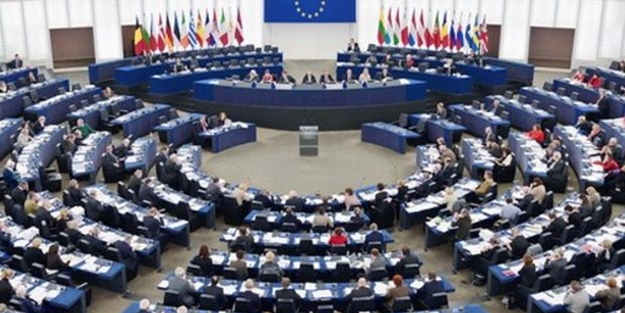 AP: Kürt birlikler Fırat'ın doğusunda kalmalı