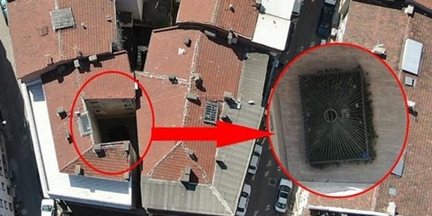 Apartman boşluğundaki türbe görenleri şaşkına çeviriyor