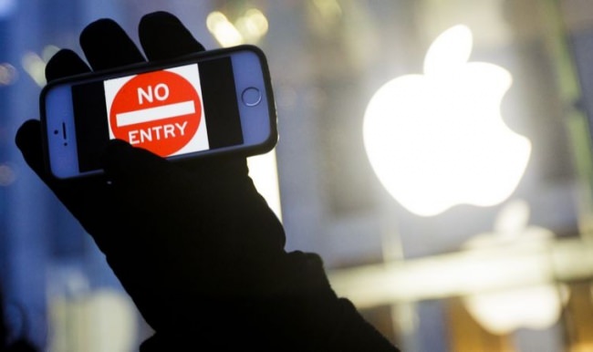 Apple, FBI'ya direniyor