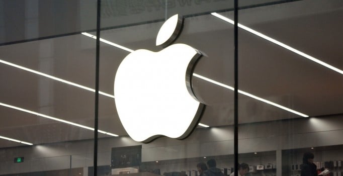 Apple ile AB arasında vergi cezası krizi AP'da tartışıldı