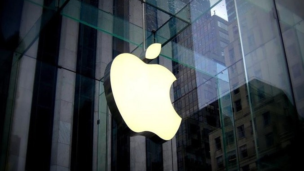 Apple’a yapay zekâ darbesi!