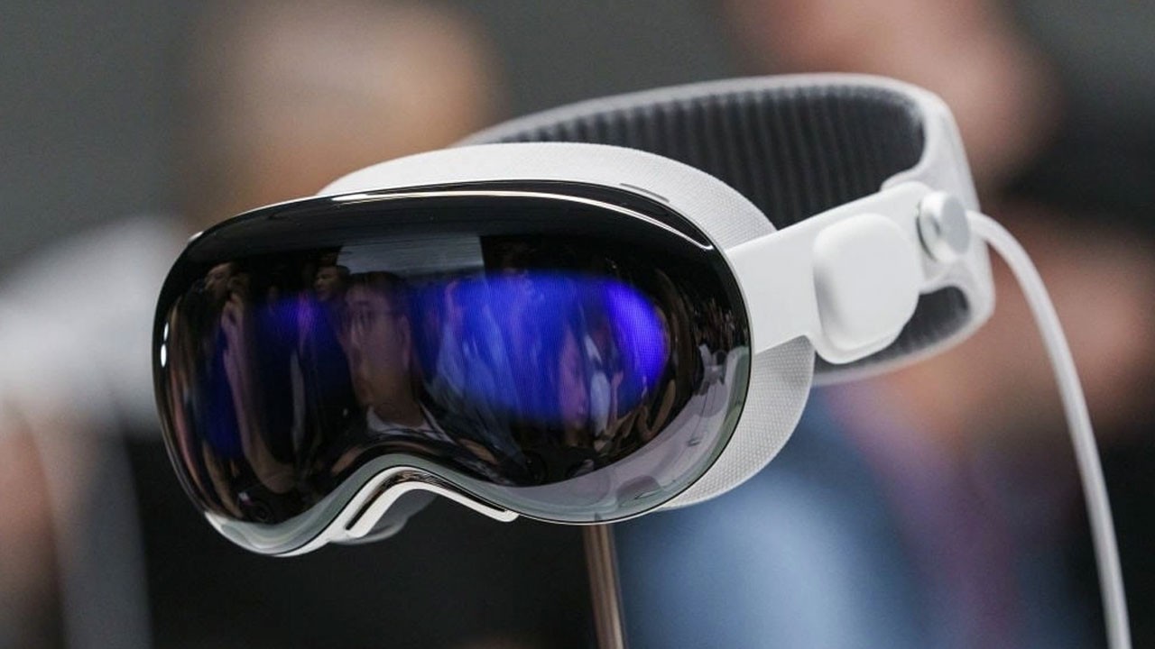 Apple'da deprem! Vision Pro'nun üretimi durmak üzere