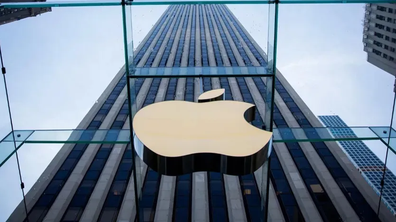 Apple'dan dev hamle! Bir dönem sona eriyor