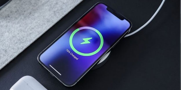 Apple'dan şarj uyarısı! iPhone’u bu şekilde şarj etmeyin