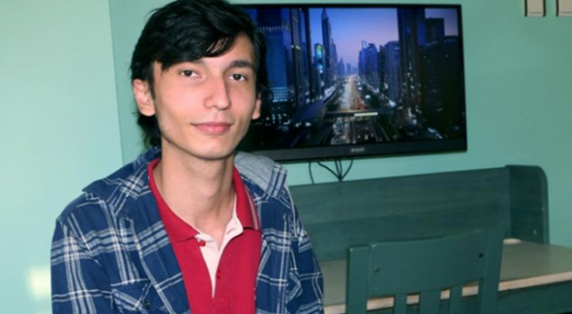 Apple'ın açıklarını bulan liseli genç onur listesinde