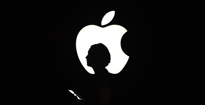 Apple'ın net kar ve geliri düştü