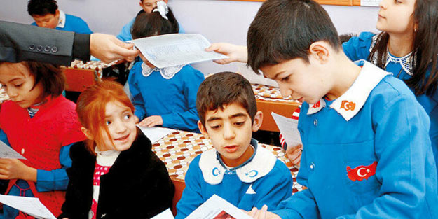 Ara tatile az kaldı! Karnedeki notlar başarı göstergesi değil