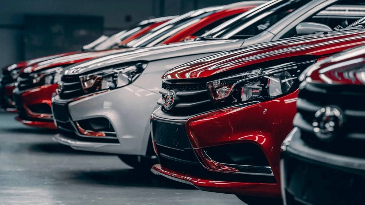 Araba alacaklar dikkat: ÖTV sil baştan değişiyor!