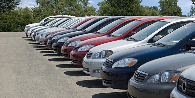 Araba fiyatlarında asgari ücret rüzgârı! 'Katlanarak artacak' deyip açıkladı