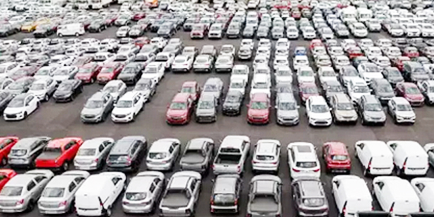 Araba fiyatlarında görülmemiş, beklenmedik kampanya: Sıfır araçlar tek tek açıklandı! Bakın ne yaptılar?