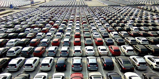 Araba fiyatlarıyla ilgili son dakika gelişmesi! Düştükçe düşüyor, ÖTV detayı ortaya çıktı