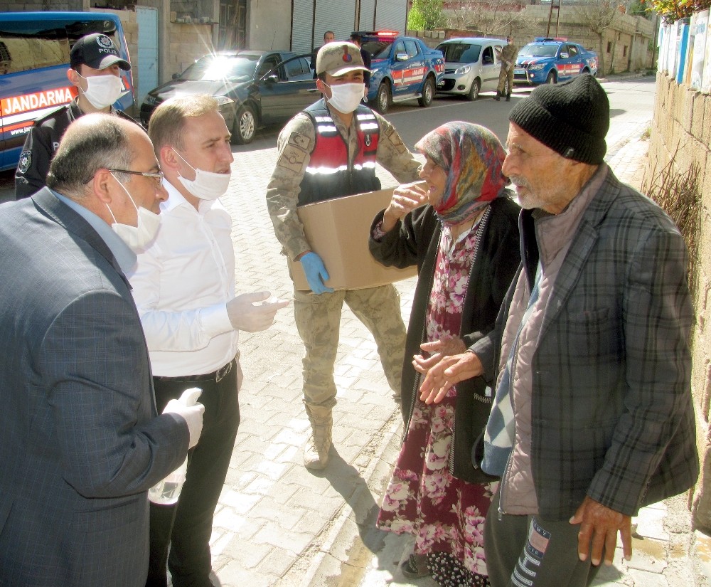 Araban Kaymakamlığı yaşlılara evde hizmet desteği 