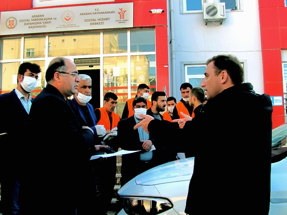 Araban’da vatandaşlara ücretsiz ekmek 