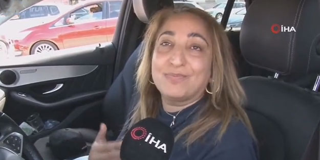 Arabasında 