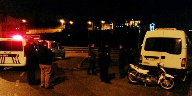 Arabasını son anda çalınmaktan kurtardı