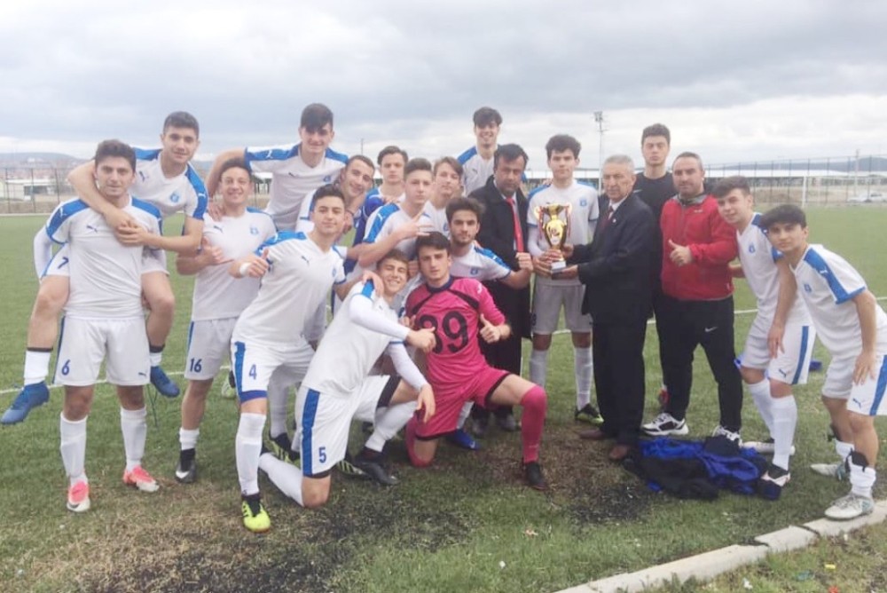 Arabayatağıspor, U17 Türkiye Şampiyonu 