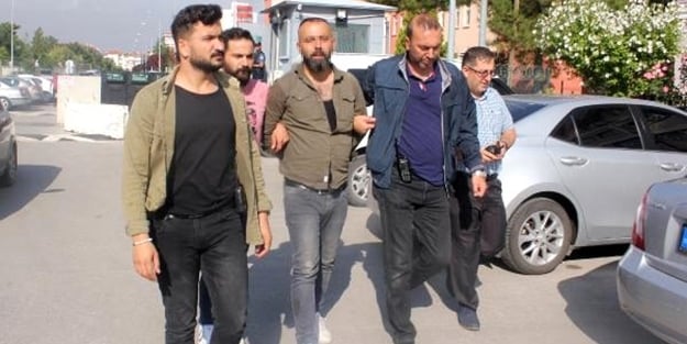 Arabayı hızla üzerine sürdü, tepki gösterince de kalbinden bıçakladı!