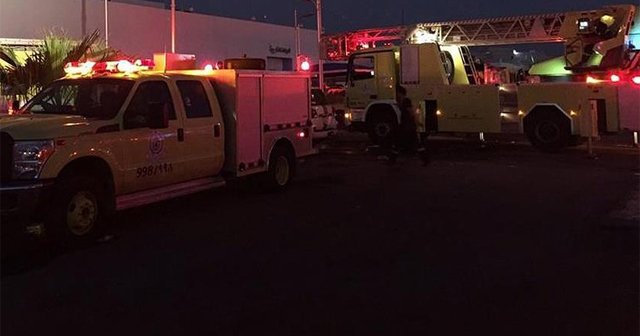 Arabistan'da yangın: 12 ölü